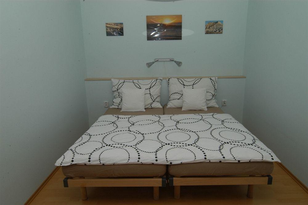 Eel Accommodation Брно Экстерьер фото