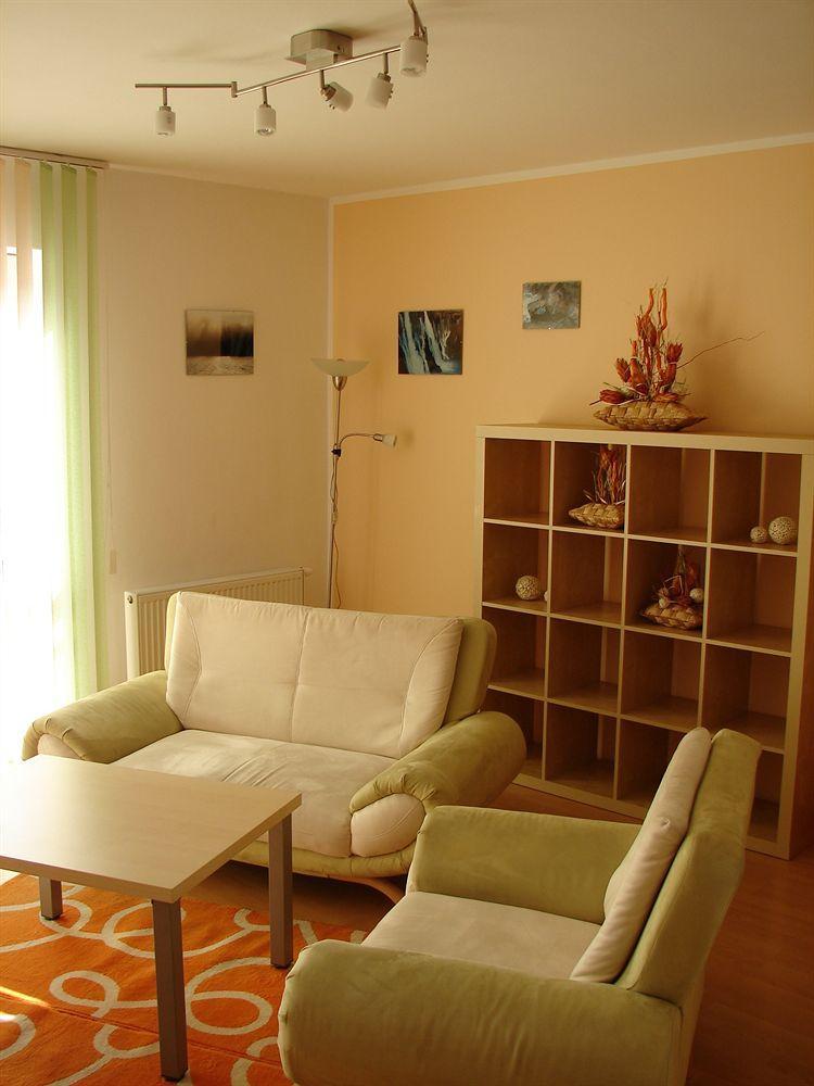 Eel Accommodation Брно Экстерьер фото