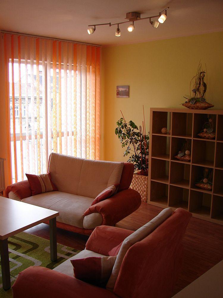 Eel Accommodation Брно Экстерьер фото