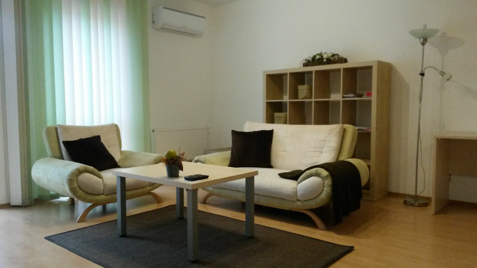 Eel Accommodation Брно Экстерьер фото